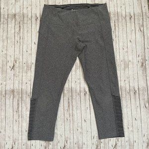 MPG Womens Capri Leggings Size Small S Cropped Yoga Pants Zip Pocket Gray